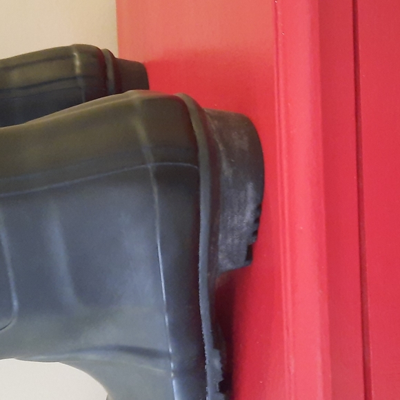 'Hunter' Style Tall Rain Boots - Picture 5 of 7